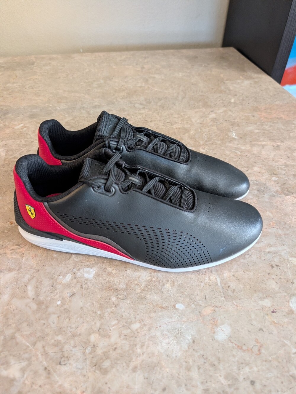 Puma Scuderia Ferrari Drift Cat Décima Shoes Black-Red Men's Size 11.5 No Box
